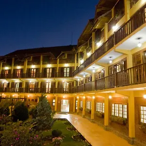 garnier-hotel.camposdojordaohotels.net/